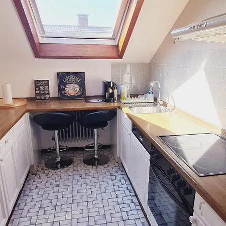 In * كارلسباد